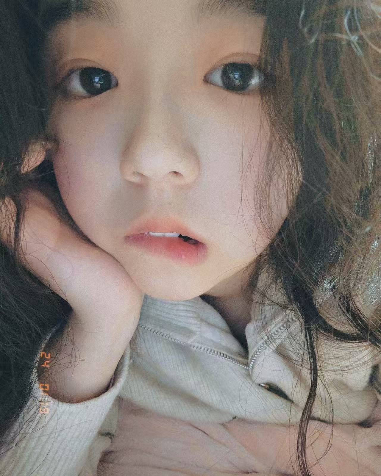 张静雯日常照片